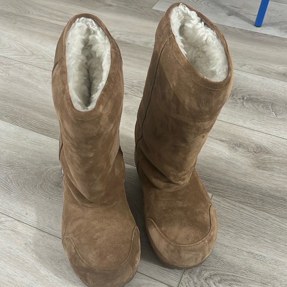 Balenciaga Women’s Alaska Fur High Boot in Brown (comes with the box )